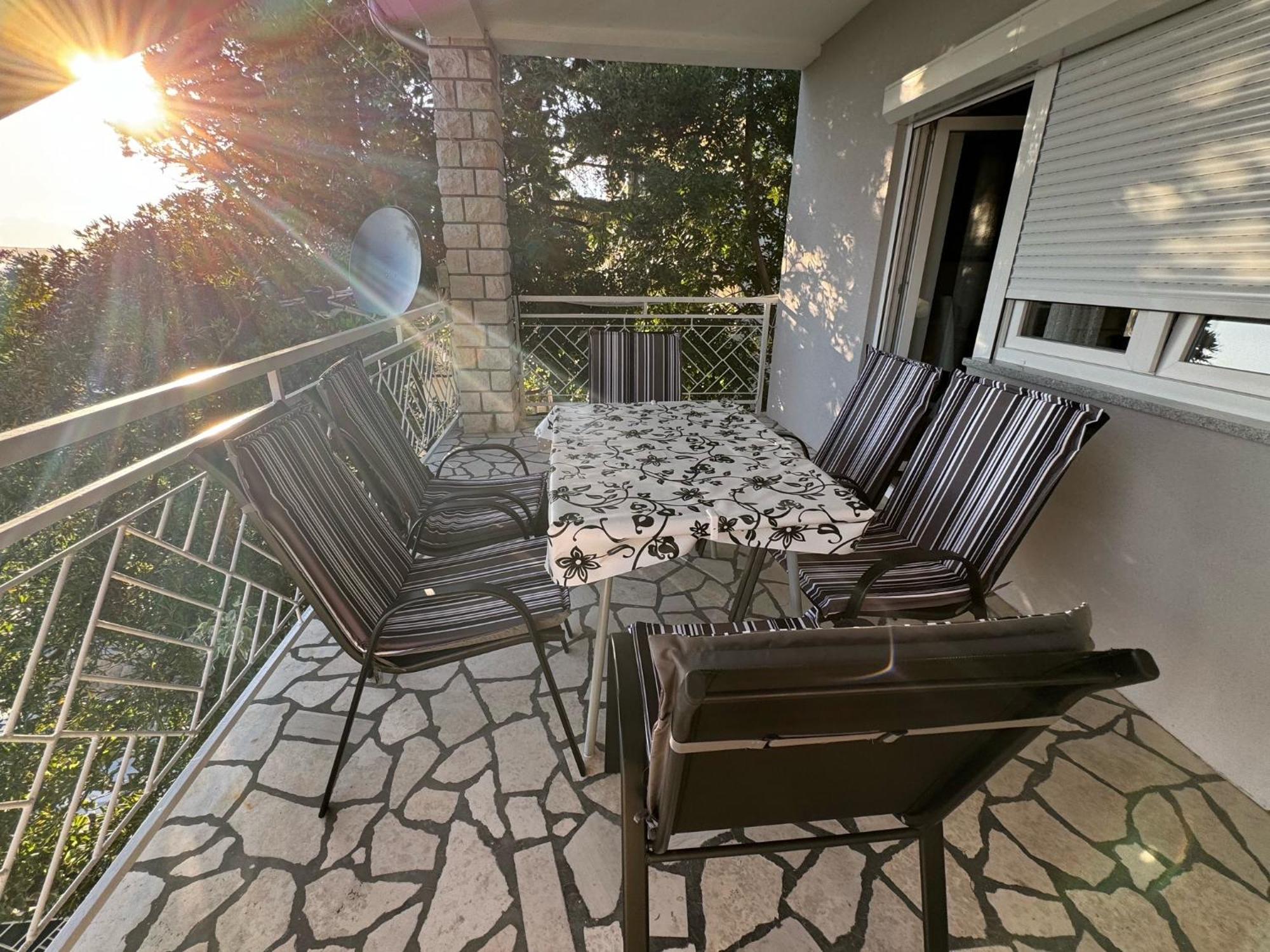Lory Apartmani Dramalj Ngoại thất bức ảnh