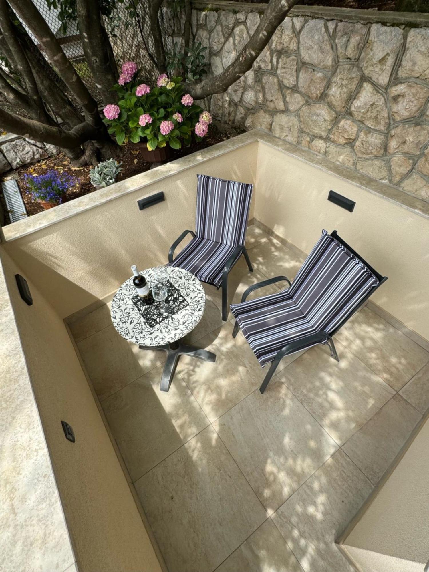 Lory Apartmani Dramalj Ngoại thất bức ảnh